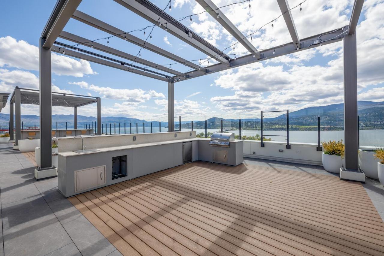 Brand New Luxury Downtown Near The Beach #13 Kelowna Dış mekan fotoğraf