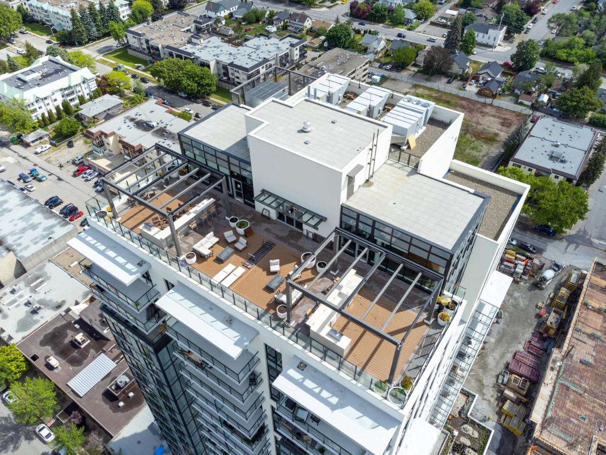 Brand New Luxury Downtown Near The Beach #13 Kelowna Dış mekan fotoğraf